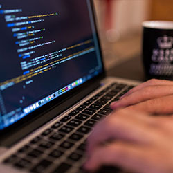 聊到华体会，凌晨奥预赛，那次争顶最让人难受的是这次我站不住了｜憋屈