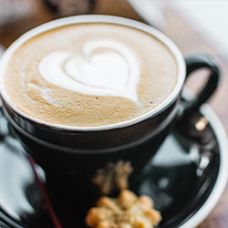 一段被删掉的剪辑：点球大战记者最精彩的一幕却是“再这么踢就完了”｜华体会评论区这句最扎…